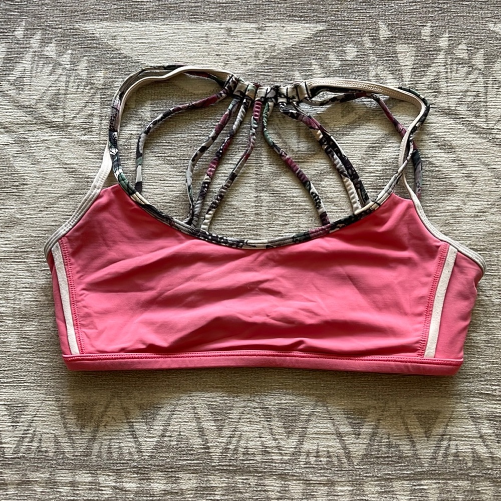 Lululemon, Sports bra, size 6